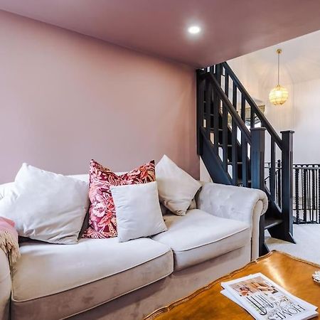 Rustic Chester Cottage Near Shops & Terrace 외부 사진