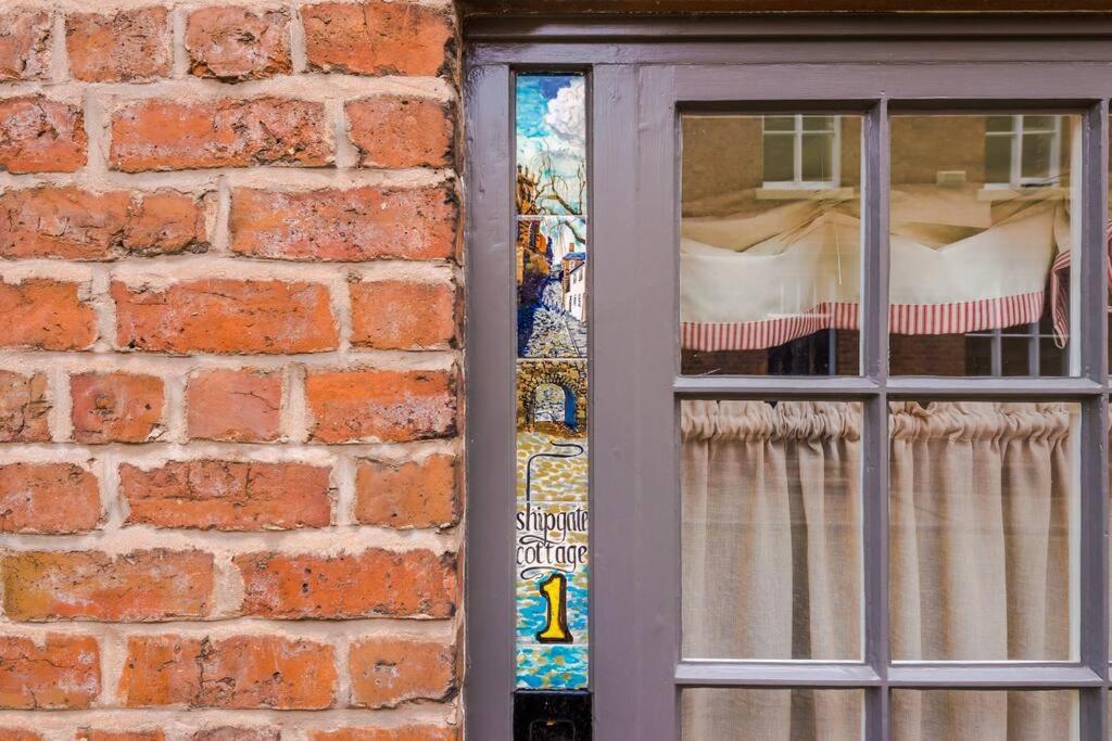 Rustic Chester Cottage Near Shops & Terrace 외부 사진